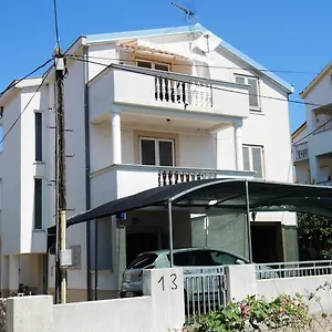 https://apartments-zara-zadar-23000-4.hotelinzadar.com